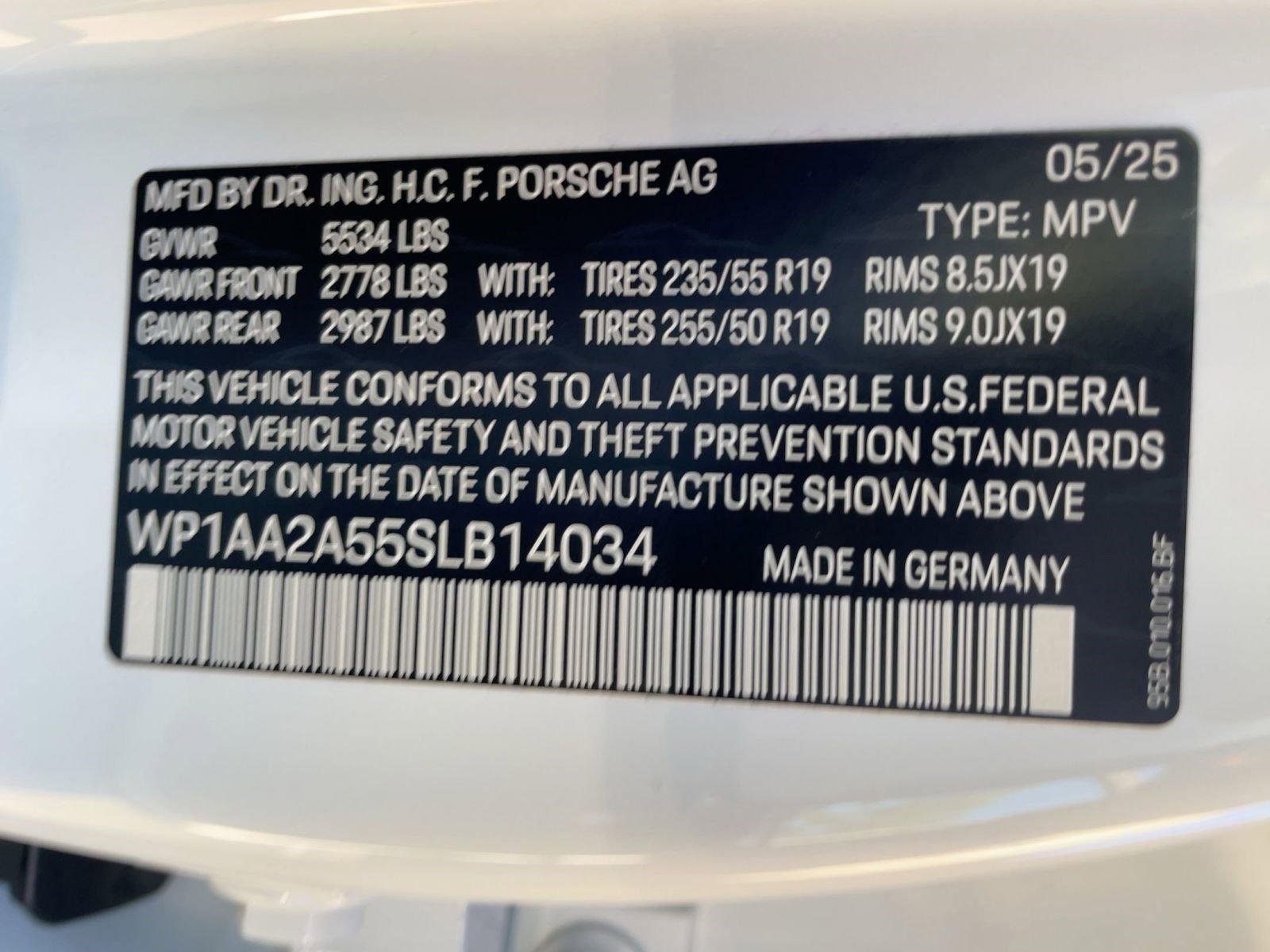 Used 2025 Porsche Macan image 20