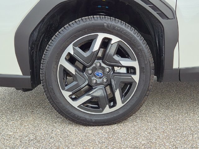 Used 2025 Subaru Forester Limited w/ Popular Package #1 AWD/4WD image 9