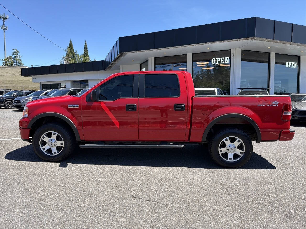Used 2006 Ford F150 XLT AWD/4WD image 2