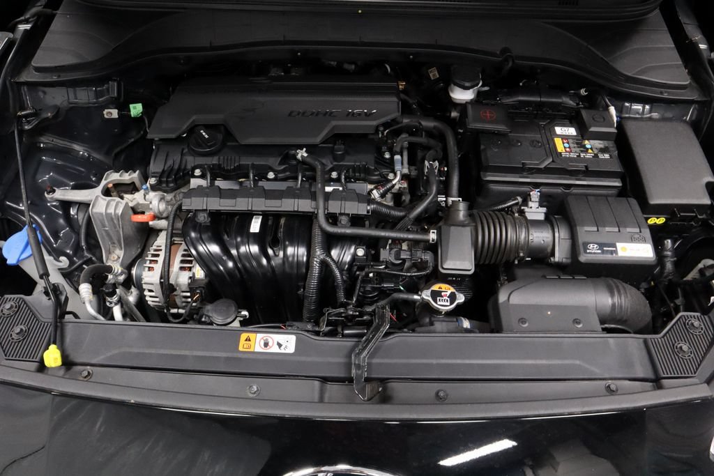 Used 2023 Hyundai Kona SE AWD/4WD image 16