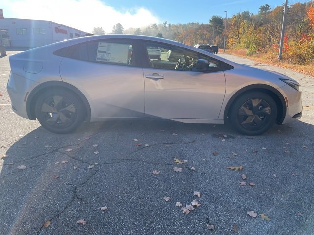 New 2026 Toyota Prius Plug-In Hybrid image 3