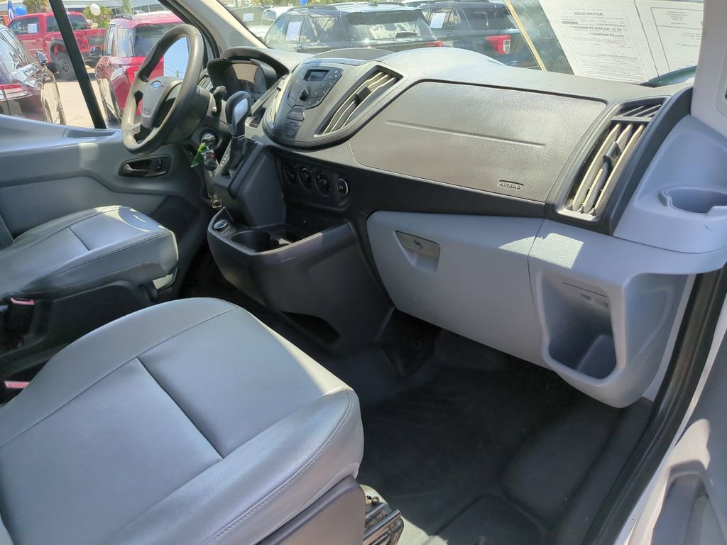 Used 2019 Ford Transit 250 148 Medium Roof image 18