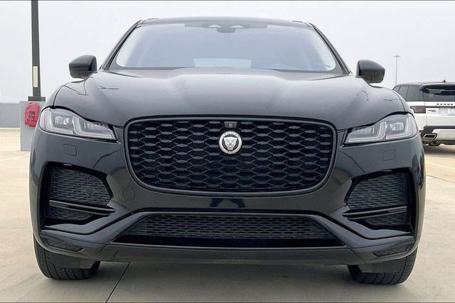 Used 2021 Jaguar F-PACE S image 2