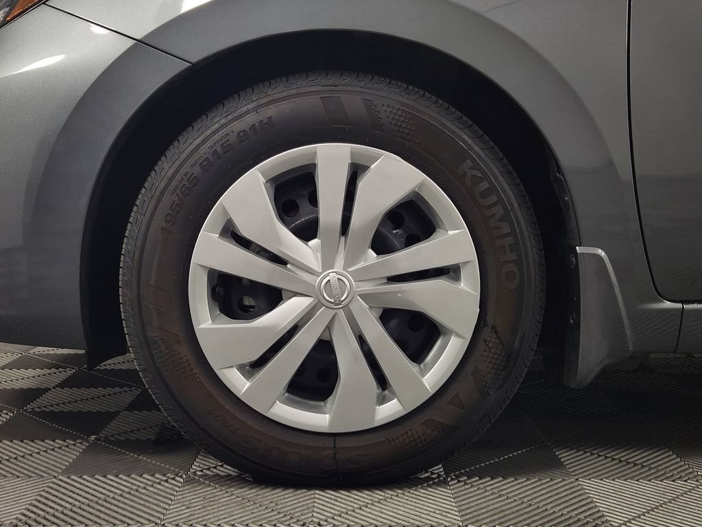 Certified 2025 Nissan Versa S w/ Trunk Package FWD image 19