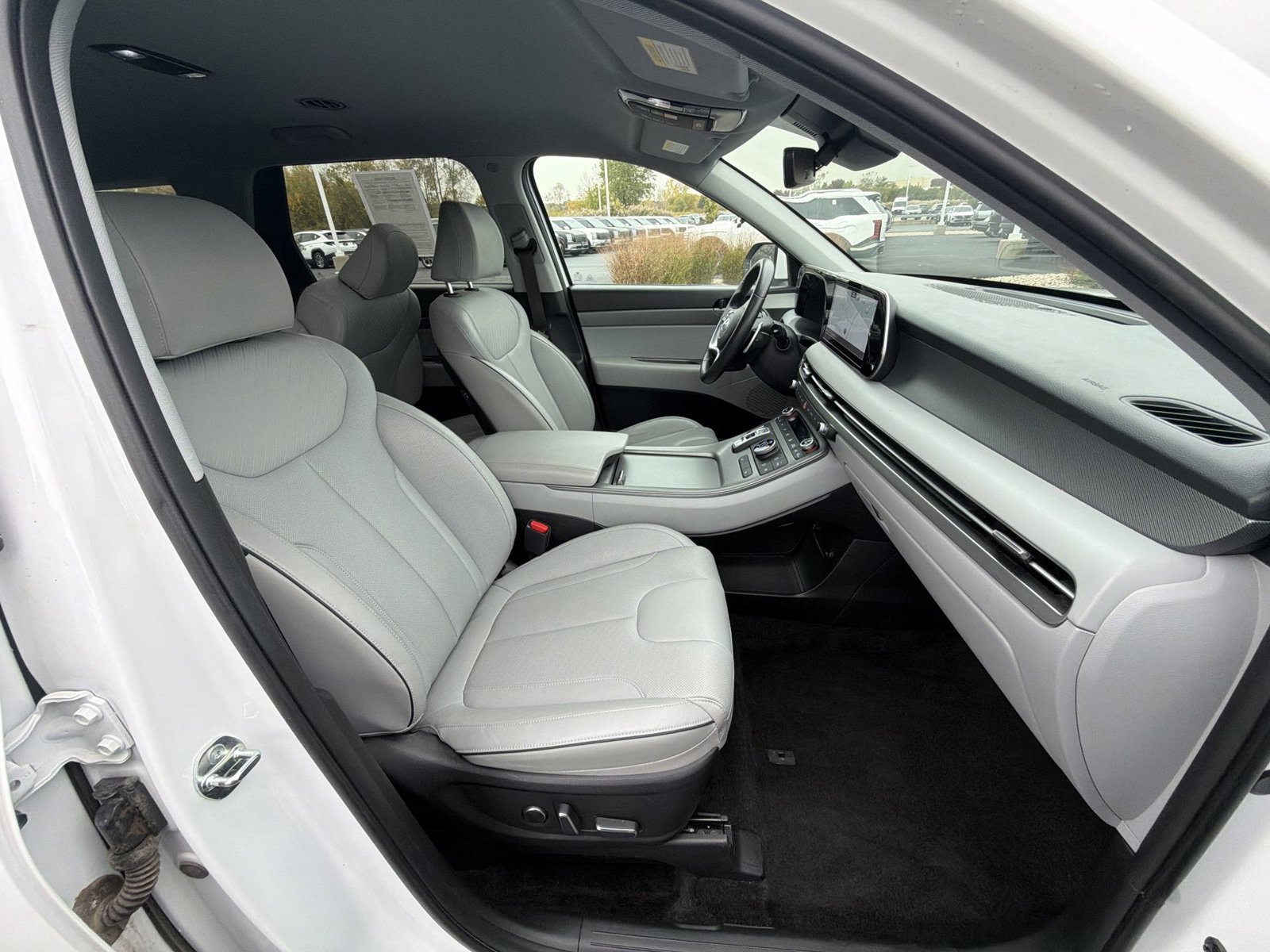 Used 2025 Hyundai Palisade SEL AWD/4WD image 28