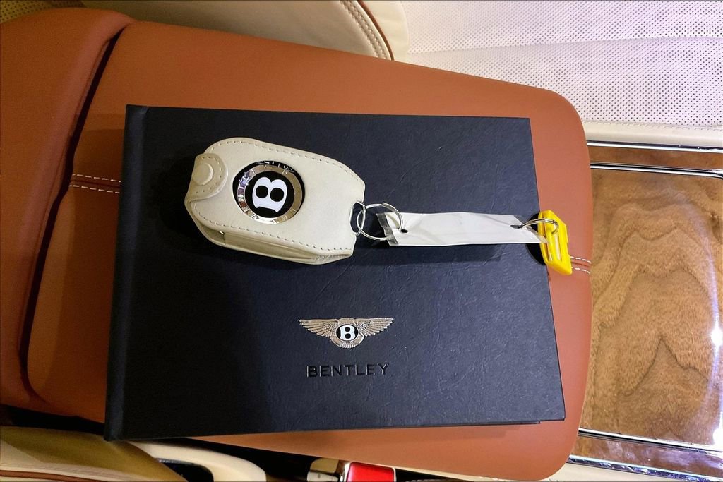 Used 2024 Bentley Continental GT AWD/4WD image 21