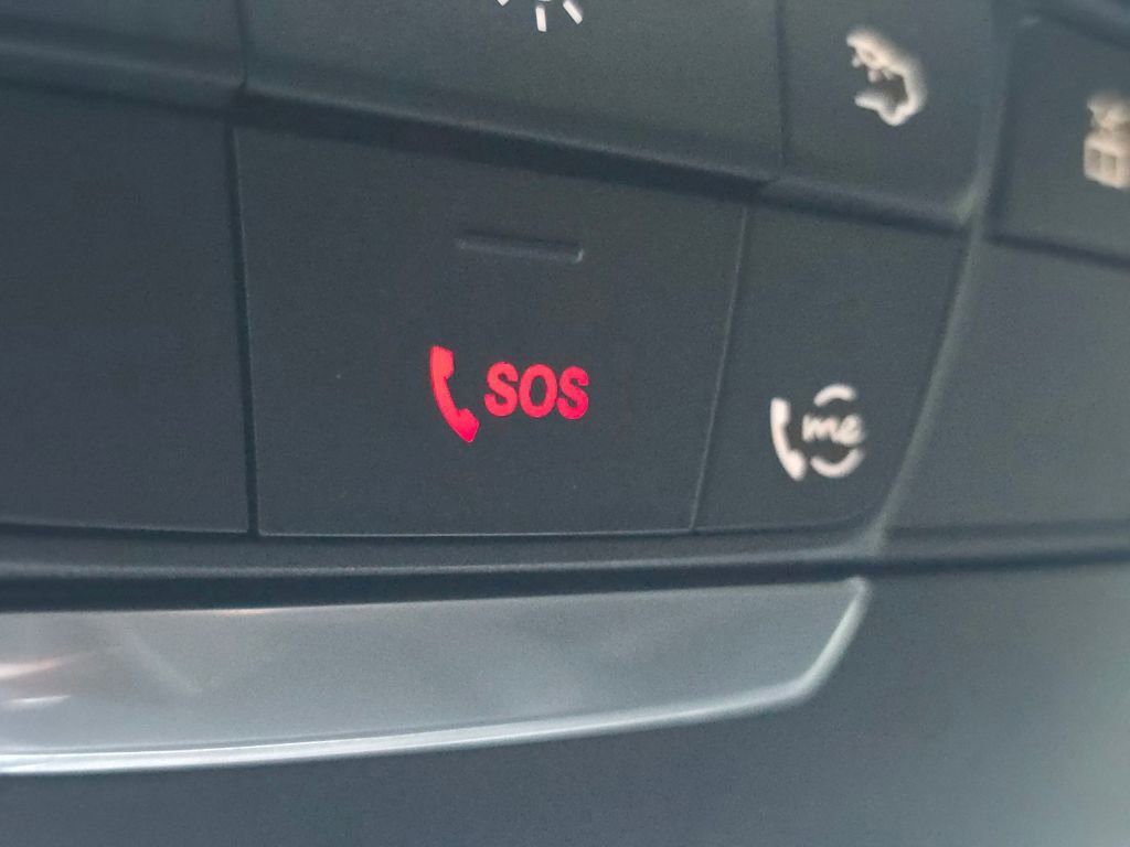 Certified 2021 Mercedes-Benz E 350 4MATIC Sedan image 9