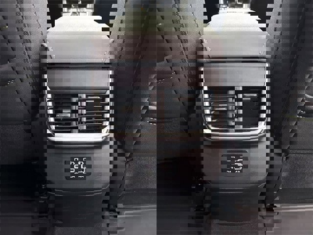 Used 2025 Subaru Outback Onyx Edition w/ Popular Package #2 image 23