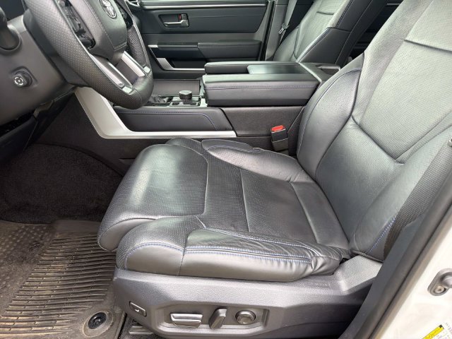 Used 2025 Toyota Tundra Platinum AWD/4WD image 15