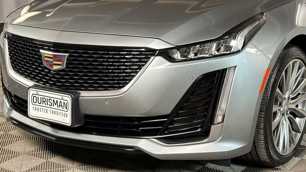 Used 2023 Cadillac CT5 Premium Luxury image 3