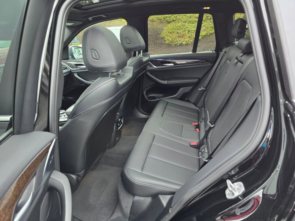 Used 2024 BMW X3 xDrive30i image 17