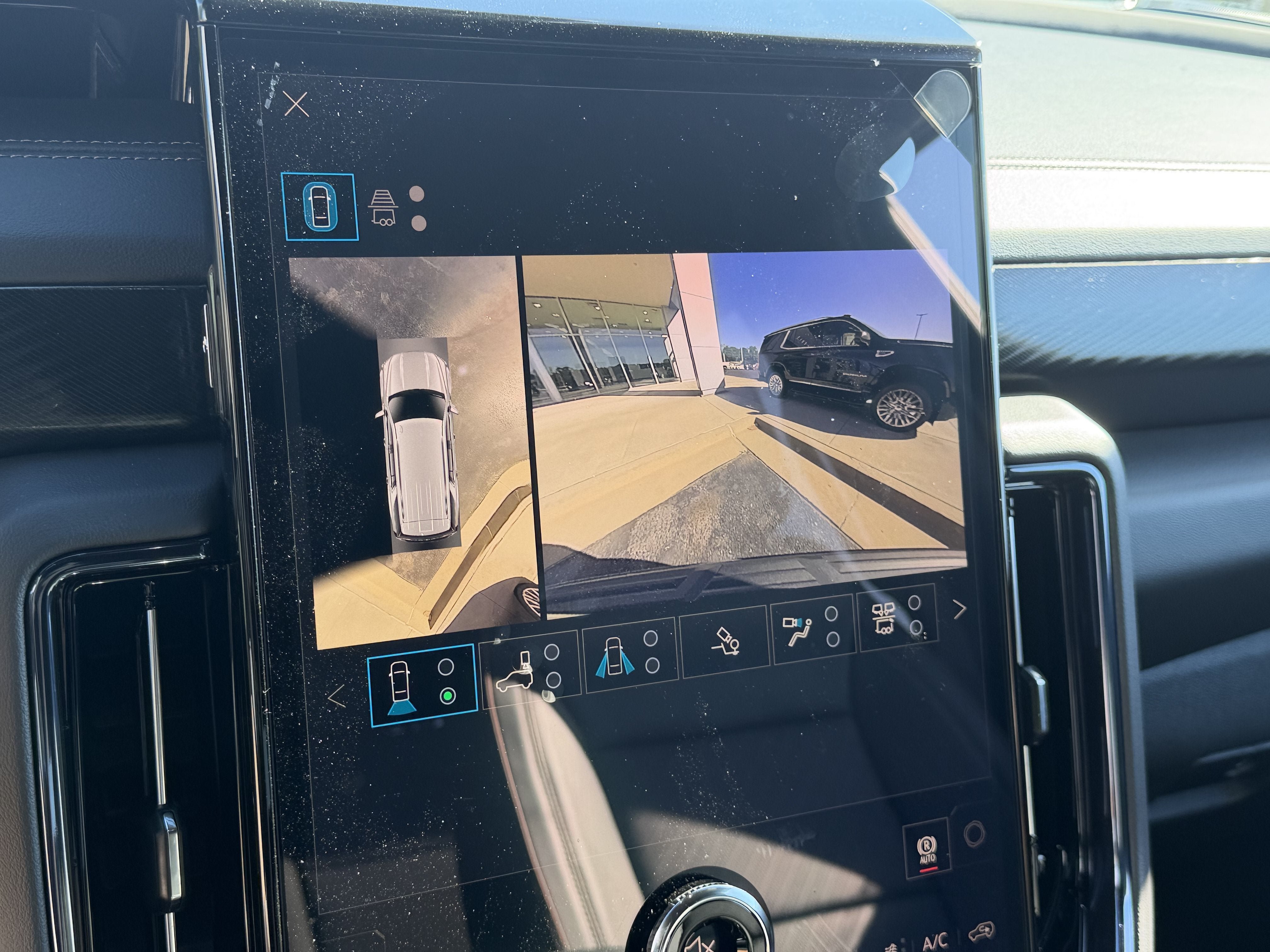 New 2027 GMC Yukon AT4 w/ AT4 Premium Plus Package AWD/4WD image 30