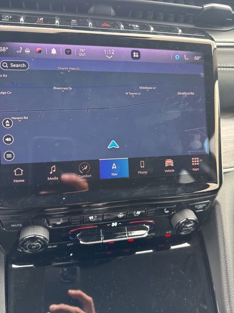 Used 2023 Jeep Grand Cherokee Limited w/ Luxury Tech Group II image 8