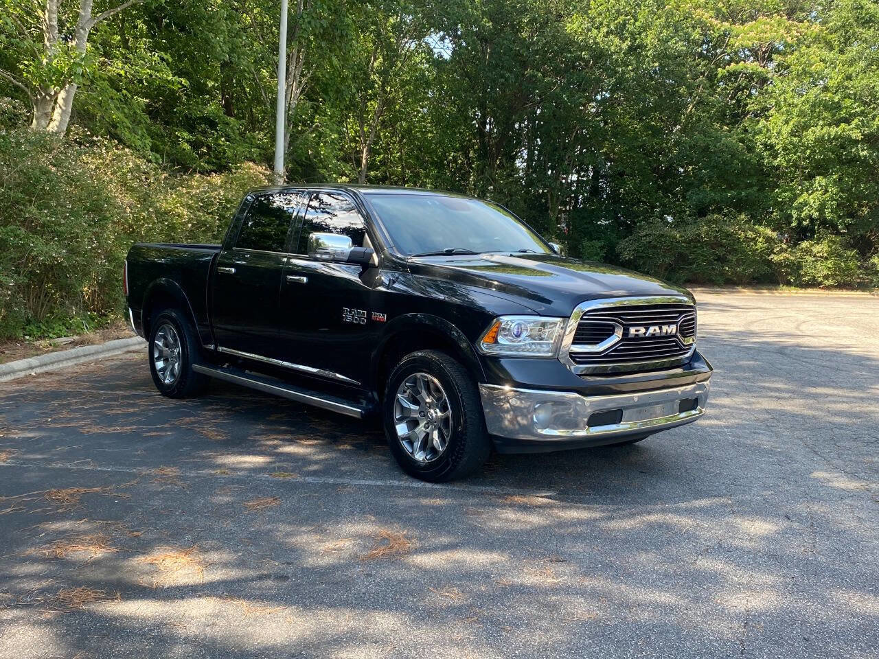 Used 2017 RAM 1500 Limited AWD/4WD image 3