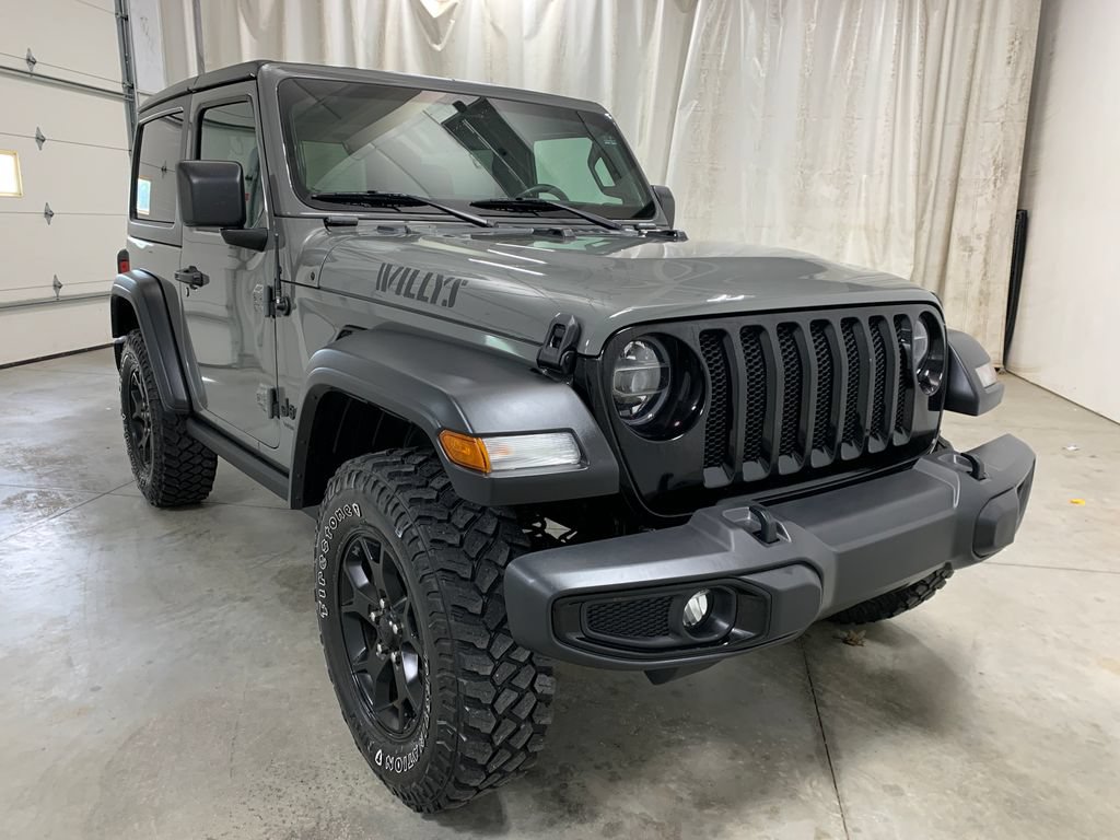 Used 2021 Jeep Wrangler Sport AWD/4WD image 2