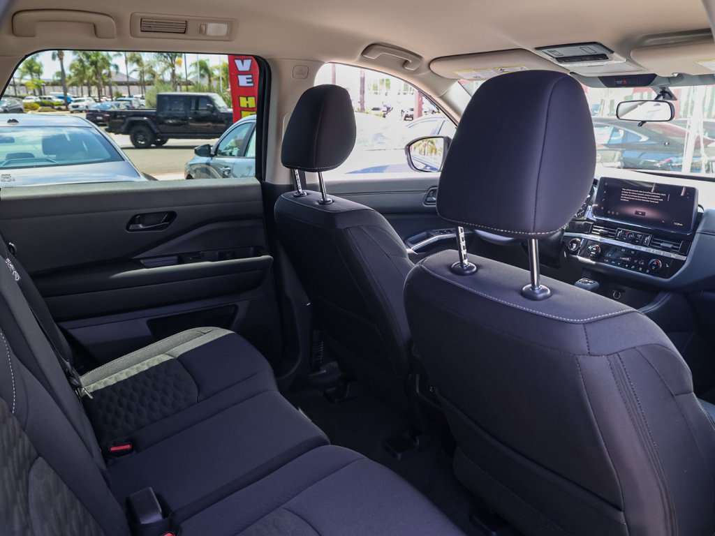 New 2026 Nissan Pathfinder SV FWD image 17
