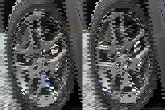 Used 2021 Jeep Renegade Latitude w/ Sun & Sound Group image 14