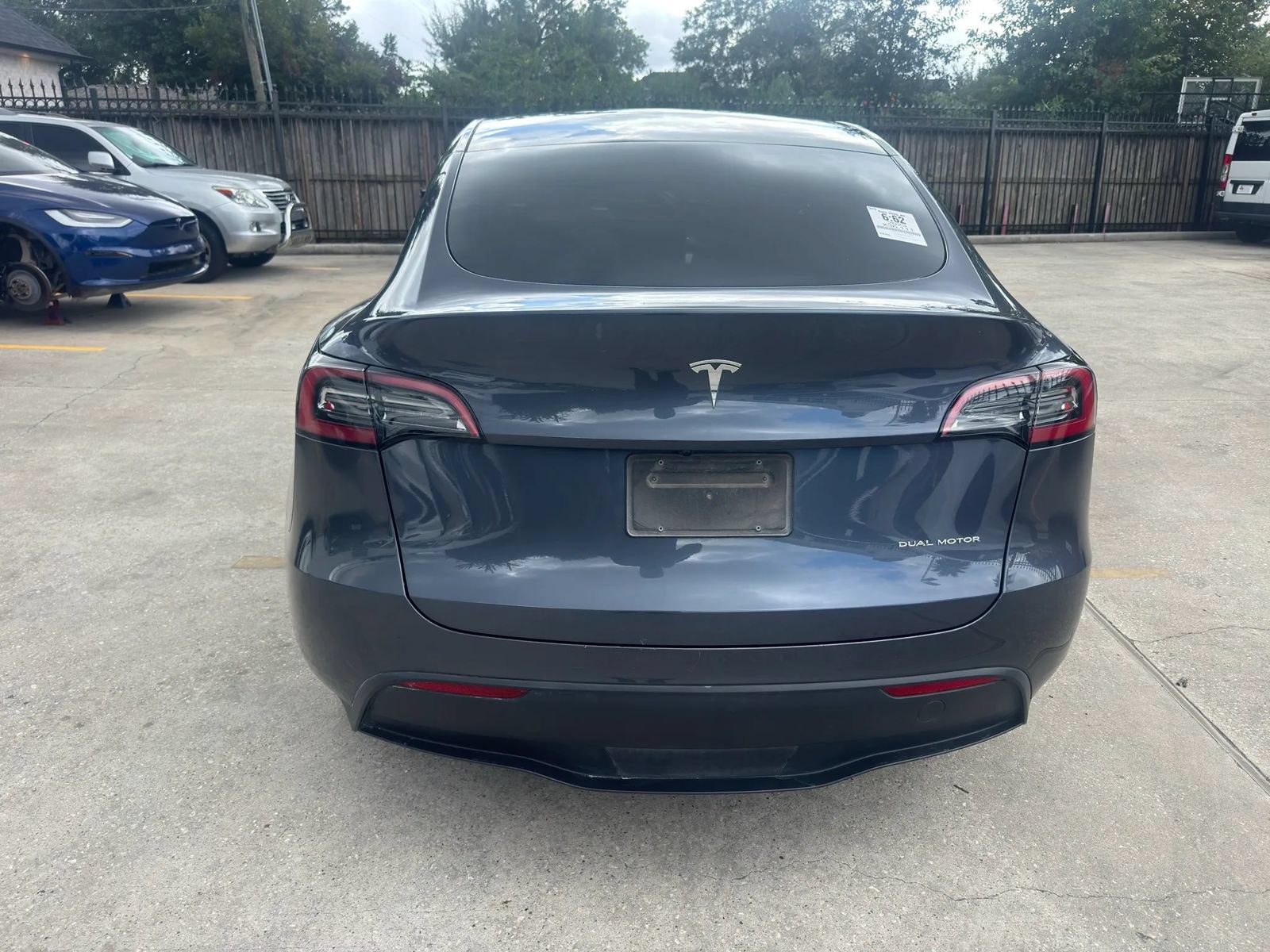 Used 2023 Tesla Model Y Long Range AWD/4WD image 5