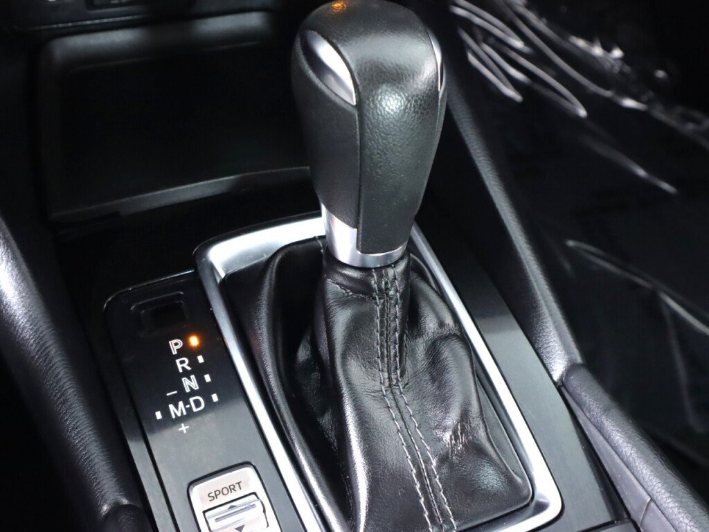 Used 2018 MAZDA MAZDA3 Sport FWD image 22