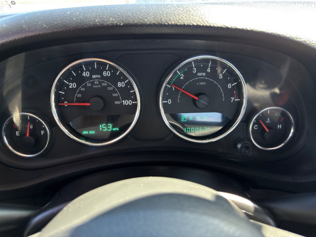 Used 2015 Jeep Wrangler Sport w/ Quick Order Package 24S AWD/4WD image 13