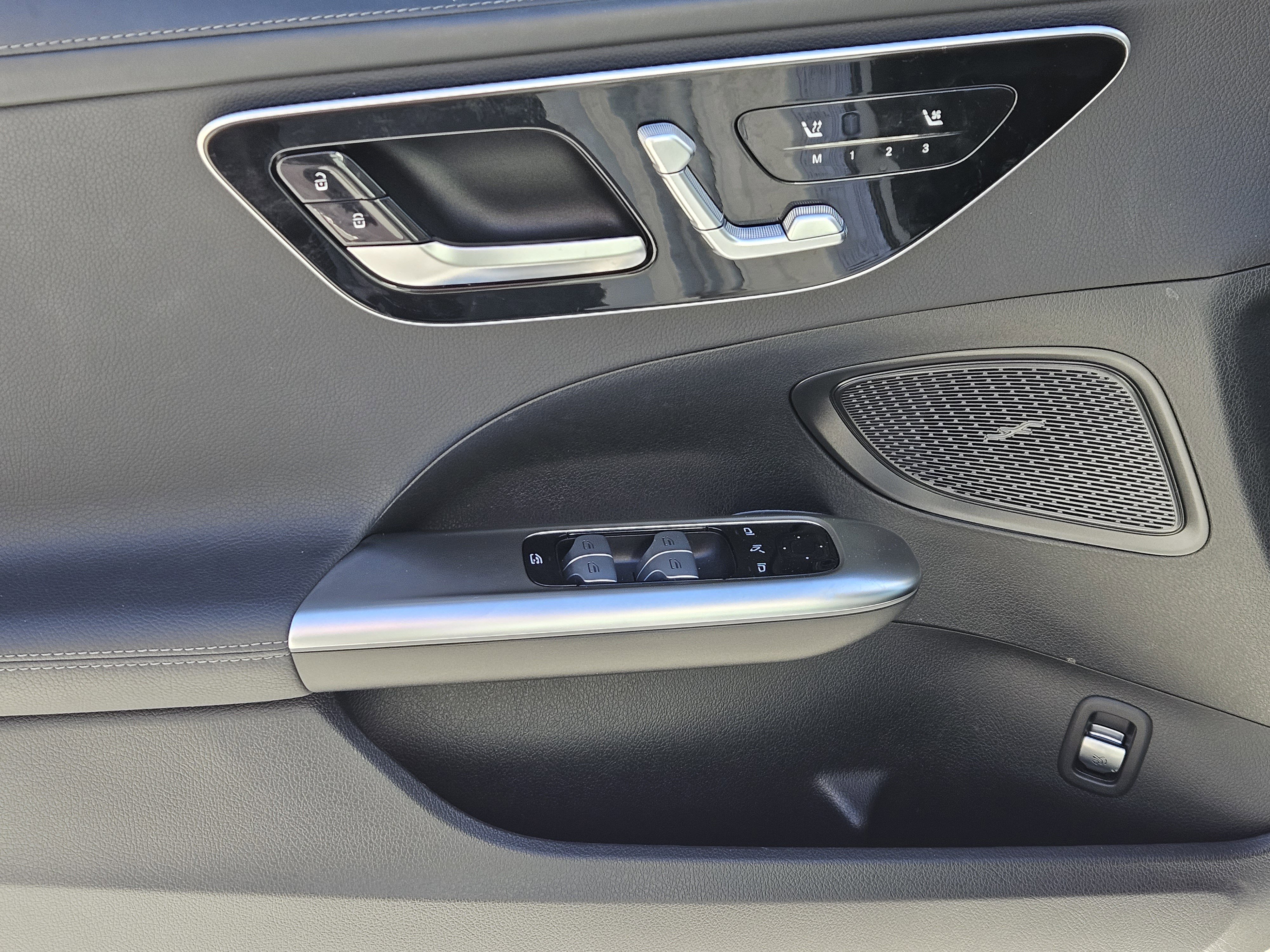 Certified 2022 Mercedes-Benz C 300 Sedan image 24