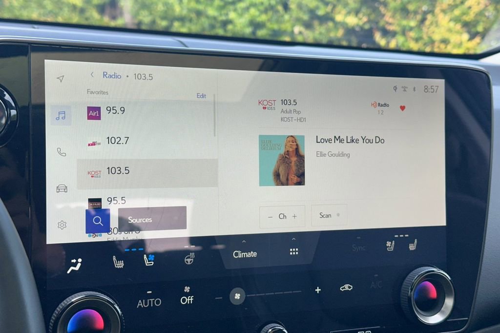 Used 2025 Lexus NX 450h+ AWD w/ Towing Package (2000 Lbs) image 18