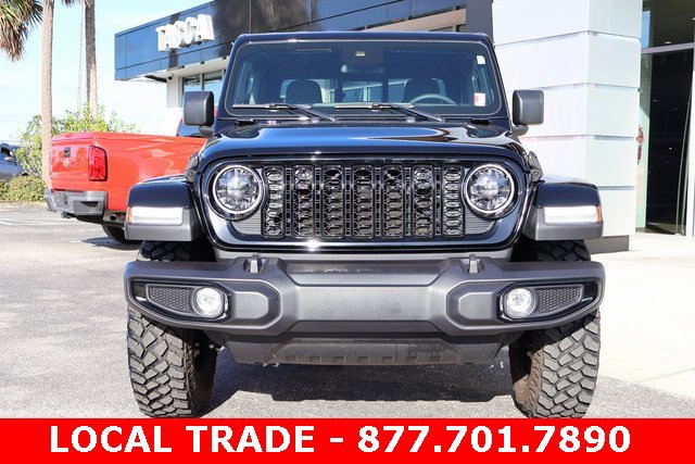 Used 2025 Jeep Gladiator Willys image 3
