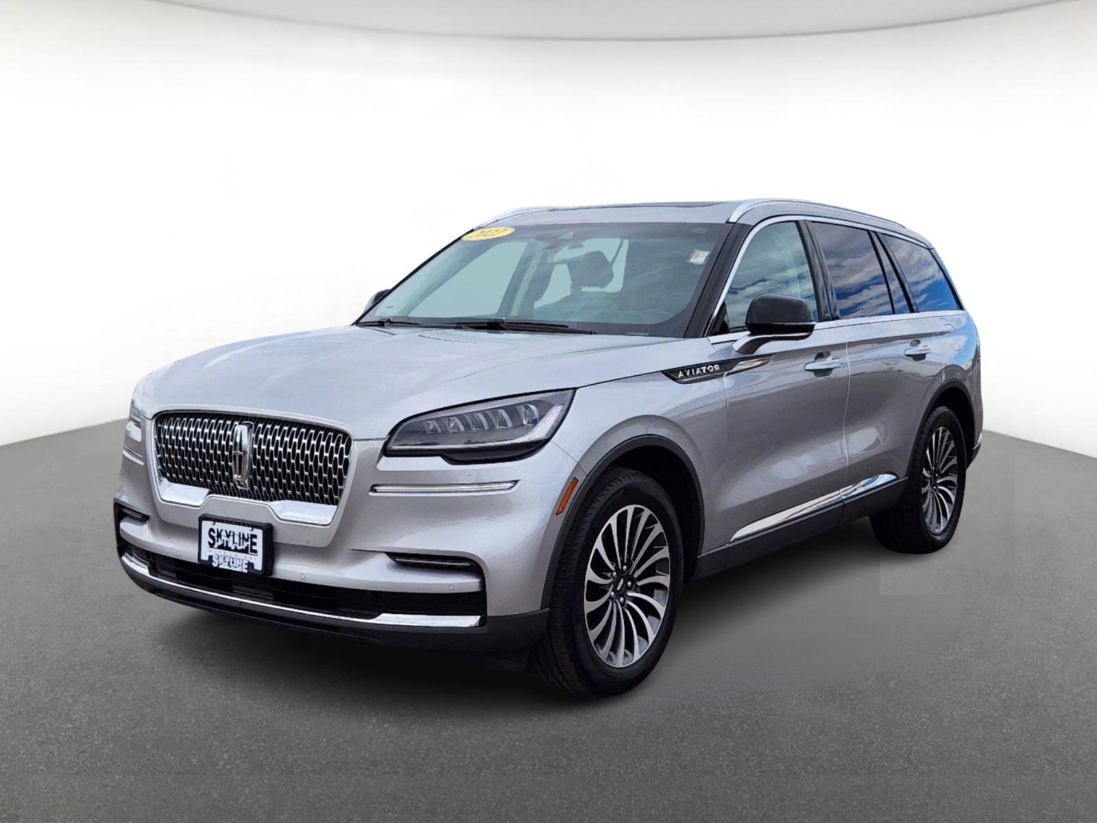 Used 2022 Lincoln Aviator Reserve image 4