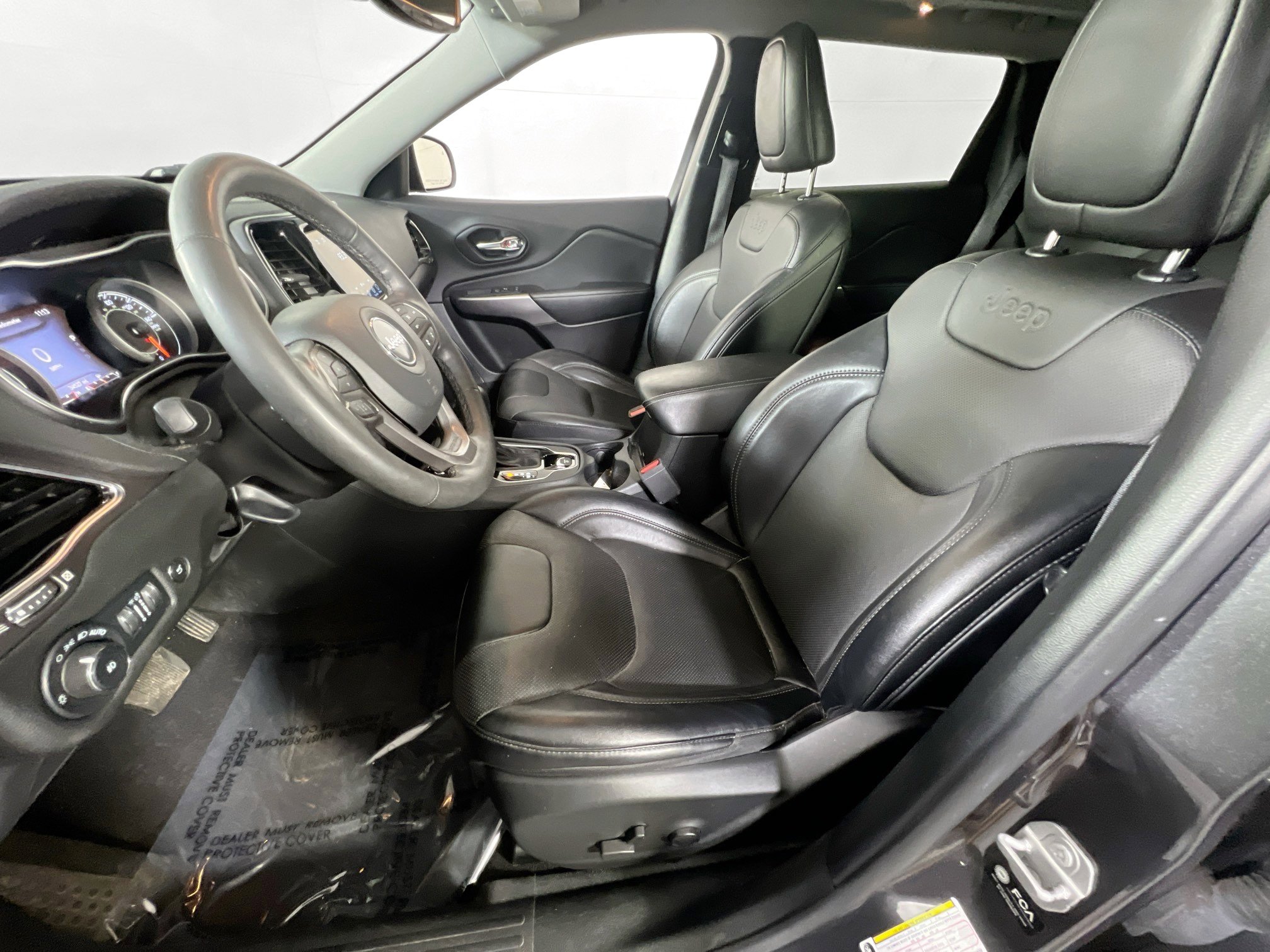 Used 2022 Jeep Cherokee Limited image 20