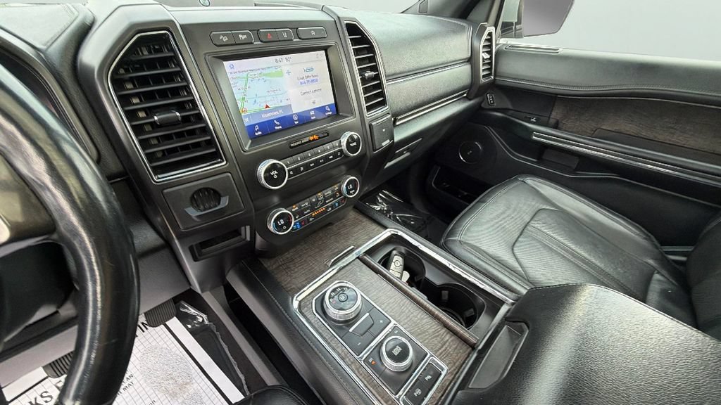 Used 2021 Ford Expedition Max Limited AWD/4WD image 19