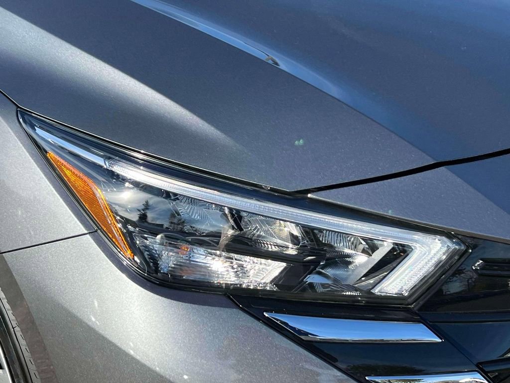 Used 2025 Nissan Versa S image 10