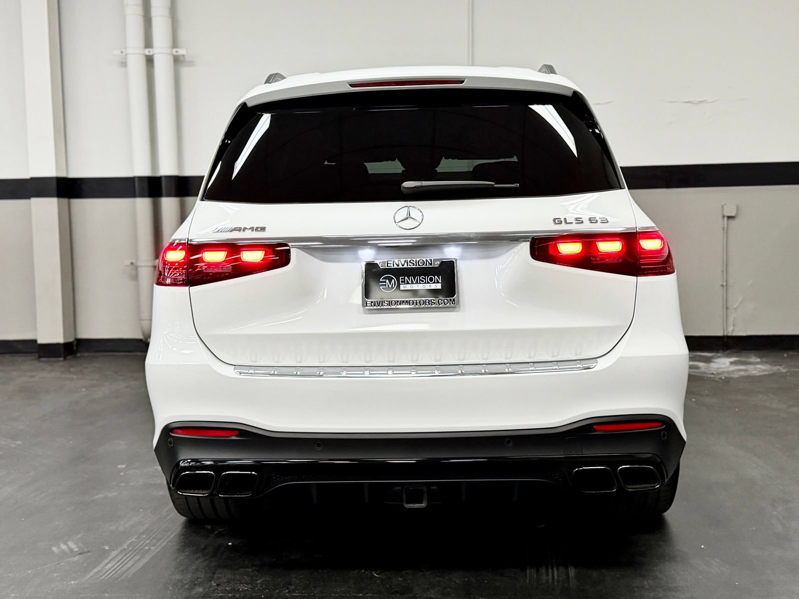 Used 2025 Mercedes-Benz GLS 63 AMG 4MATIC image 11