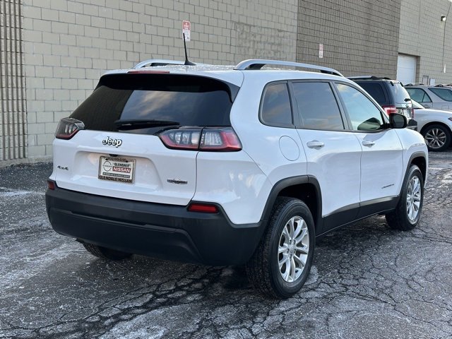 Used 2020 Jeep Cherokee Latitude w/ Cold Weather Group image 4