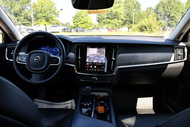 Used 2023 Volvo S90 B6 Plus w/ Protection Package Premier AWD/4WD image 18