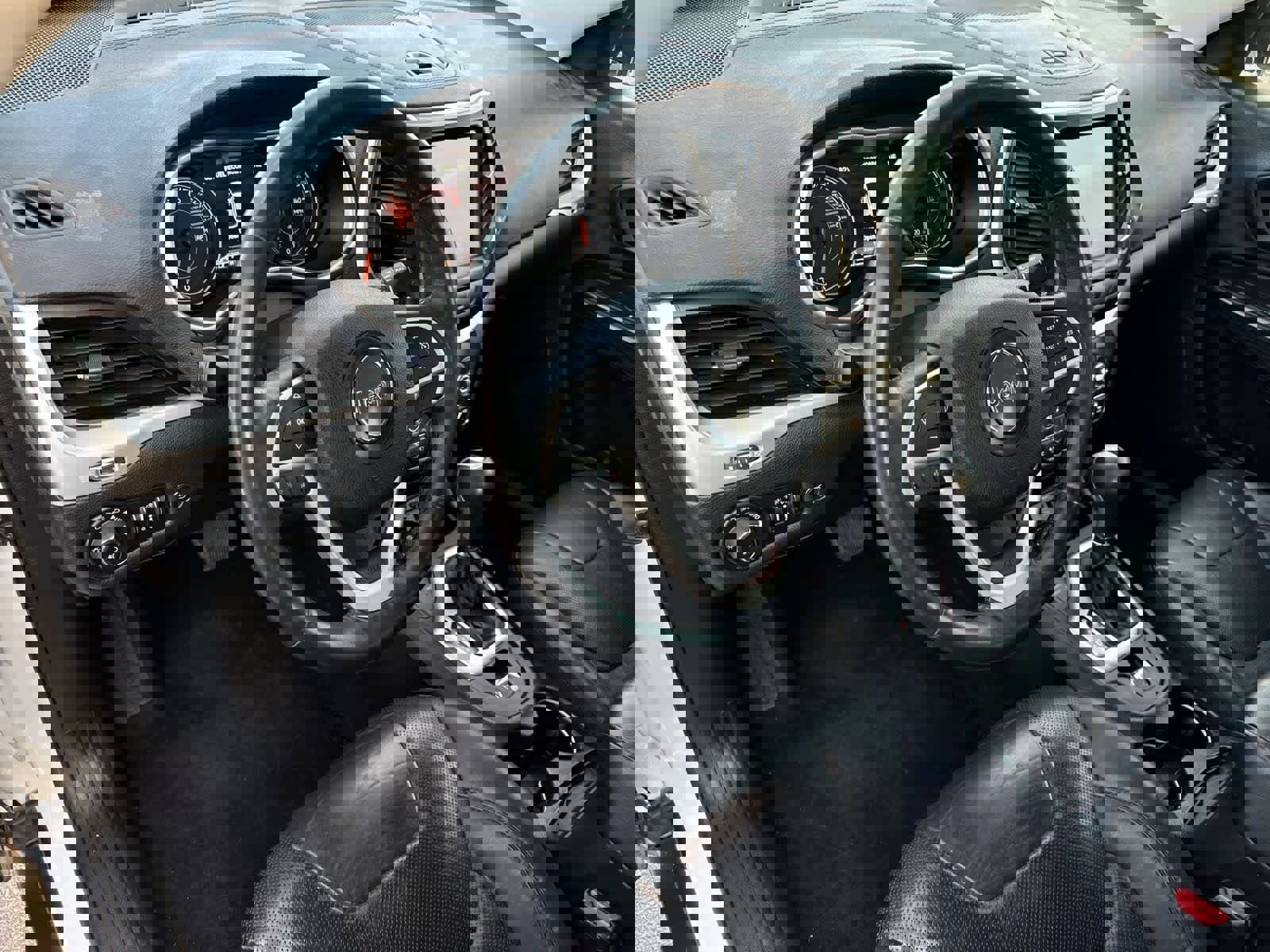 Used 2016 Jeep Cherokee Trailhawk w/ Comfort/Convenience Group image 16