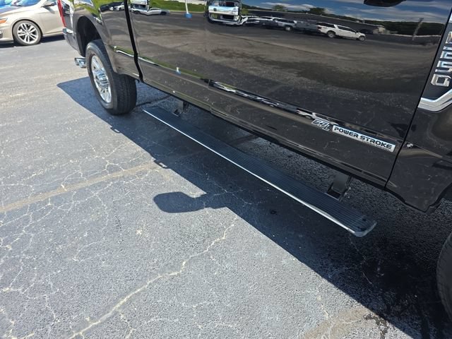 Used 2022 Ford F250 Platinum w/ FX4 Off-Road Package AWD/4WD image 29