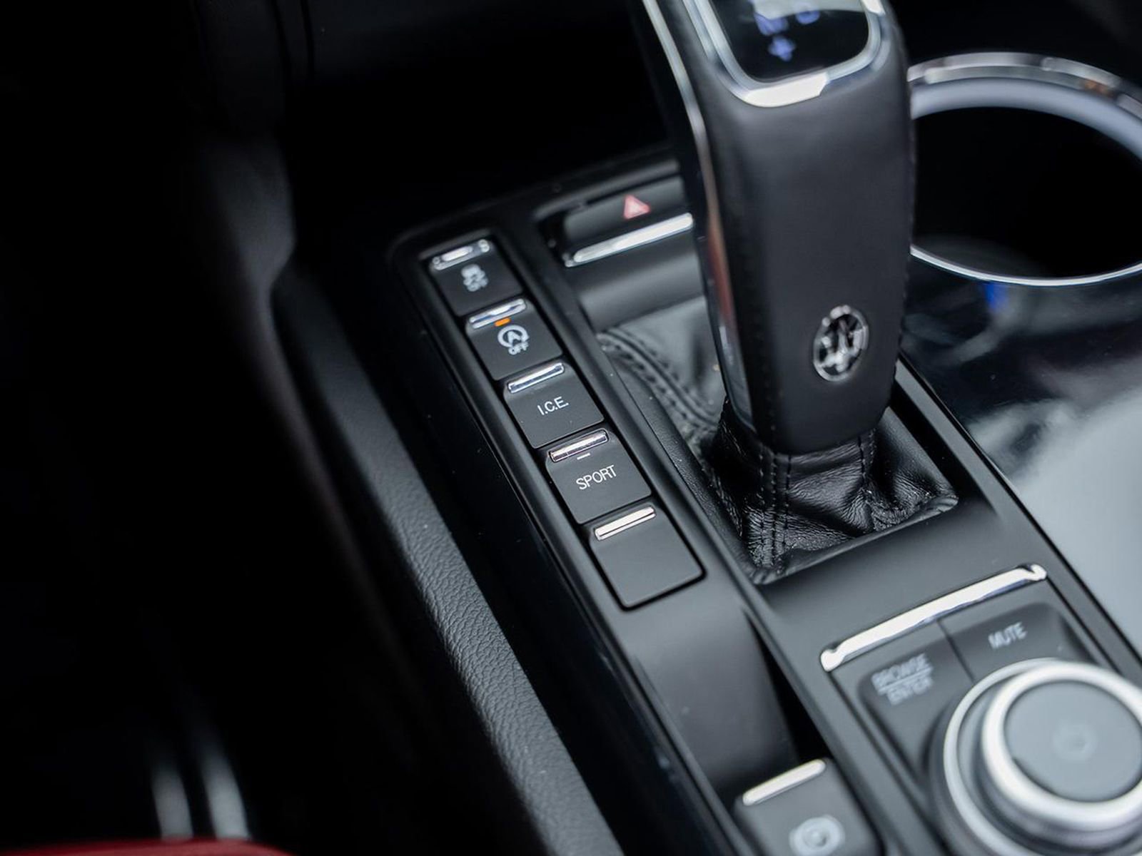 Used 2022 Maserati Ghibli Modena RWD image 50