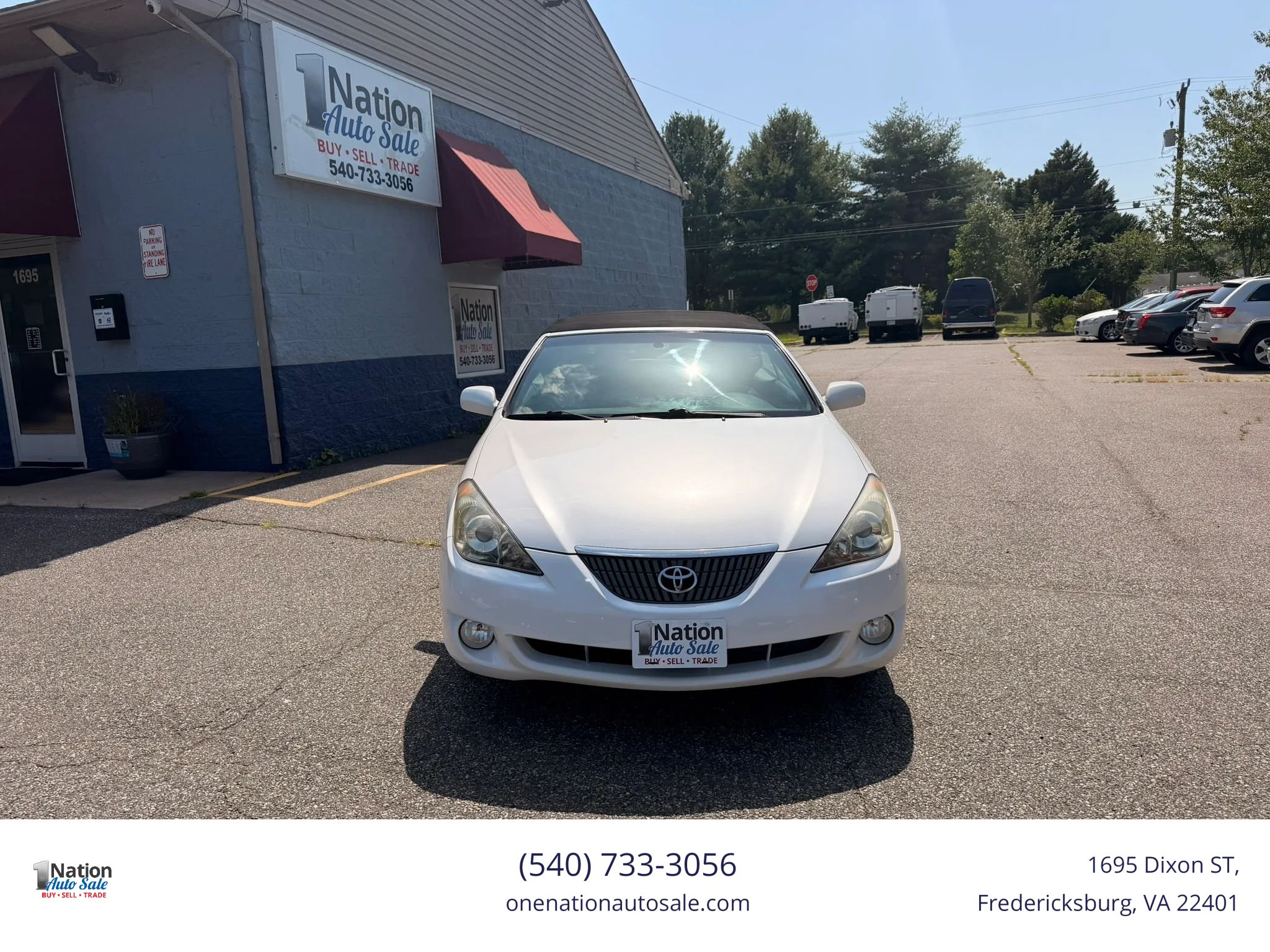 Used 2004 Toyota Solara SLE w/ Preferred Accessory Pkg FWD image 2