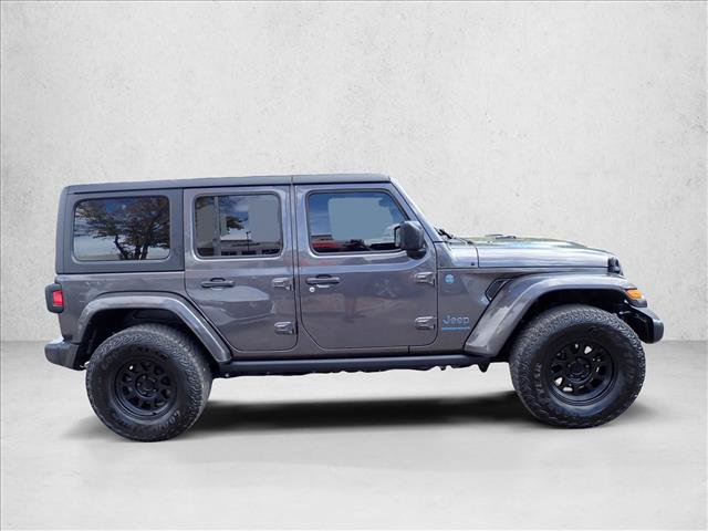 Used 2024 Jeep Wrangler Unlimited w/ Convenience Group AWD/4WD image 5
