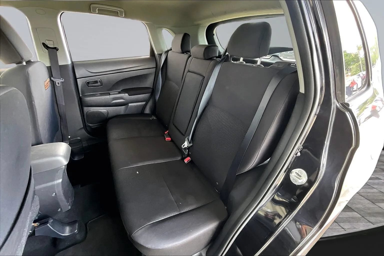 Used 2014 Mitsubishi Outlander Sport ES FWD image 18