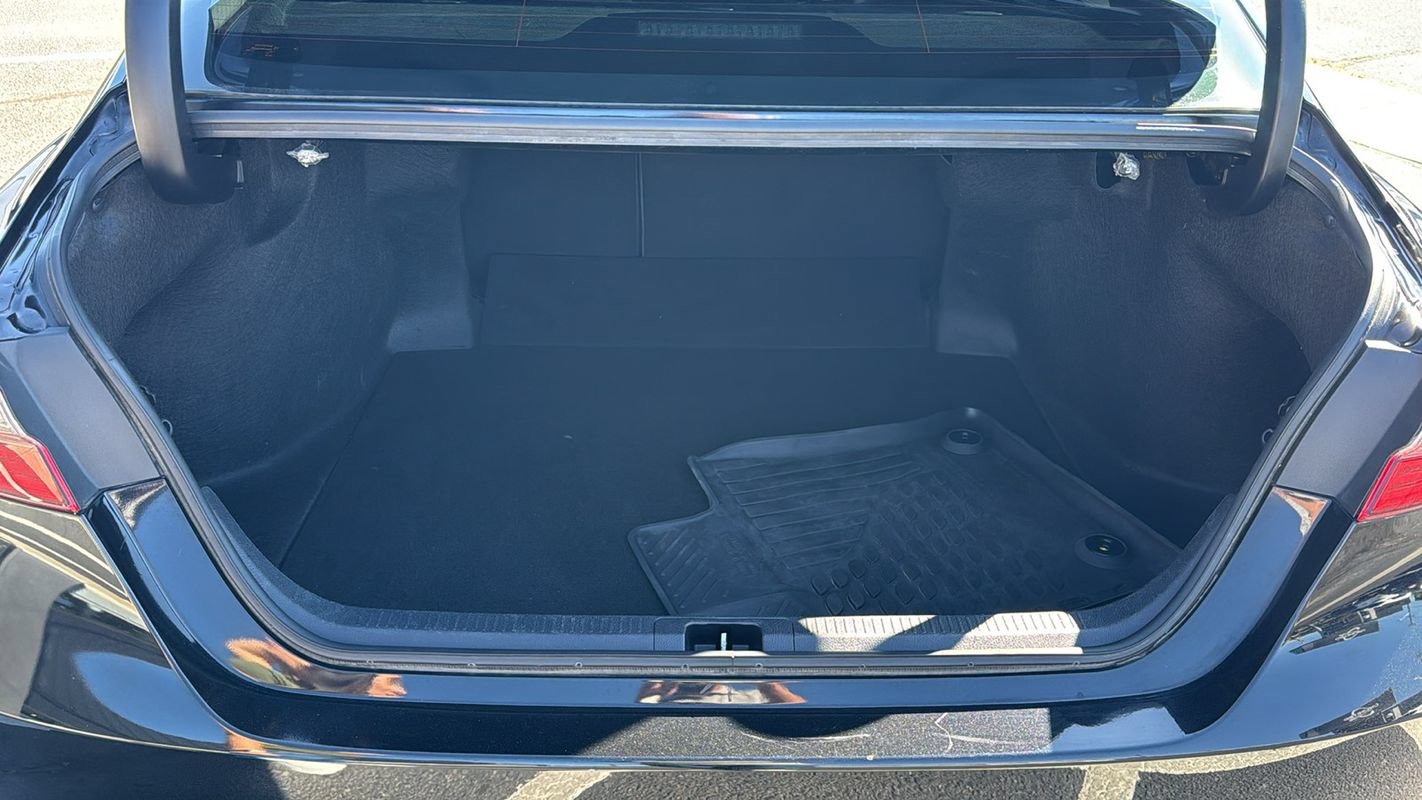 Used 2024 Toyota Camry SE FWD image 15