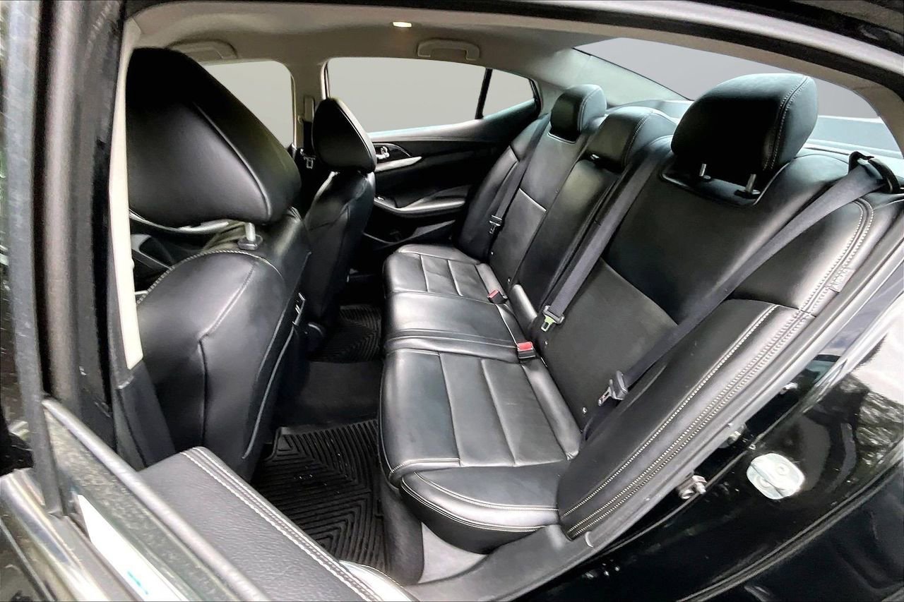 Used 2021 Nissan Maxima 3.5 SV w/ Floor Mat Group FWD image 22