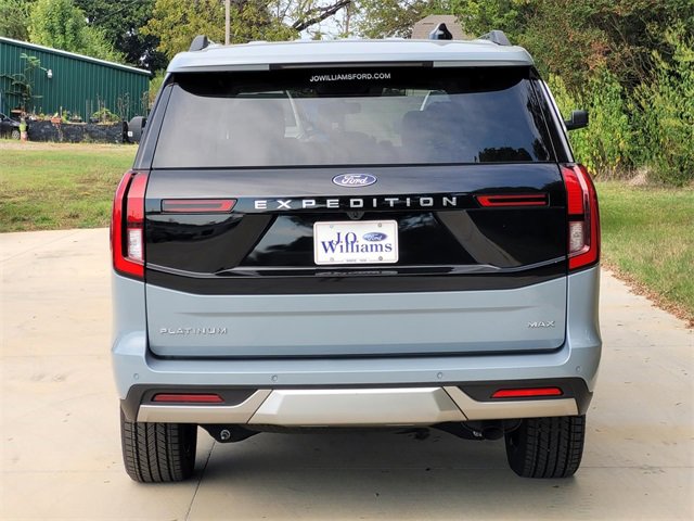 New 2025 Ford Expedition Max Platinum w/ Driver's Package image 4