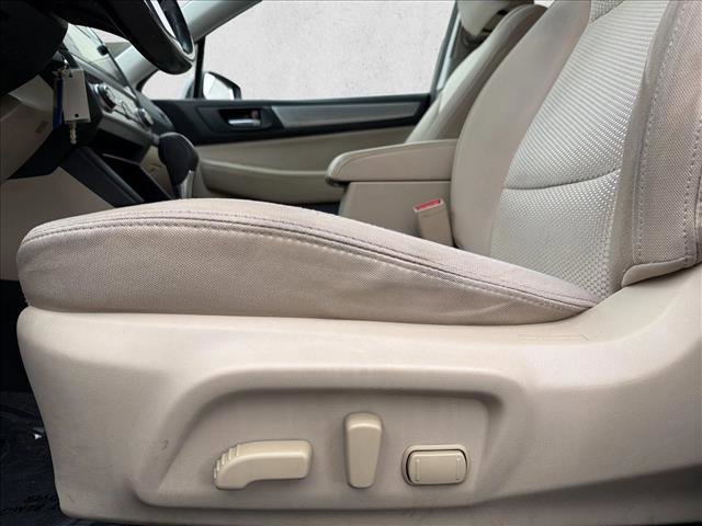 Used 2015 Subaru Outback 2.5i Premium image 12