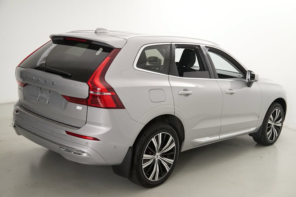 Certified 2023 Volvo XC60 T8 Ultimate w/ Climate Package AWD/4WD image 9