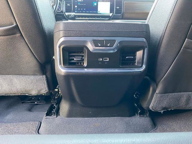 Used 2022 Chevrolet Silverado 1500 High Country w/ High Country Premium Package AWD/4WD image 33