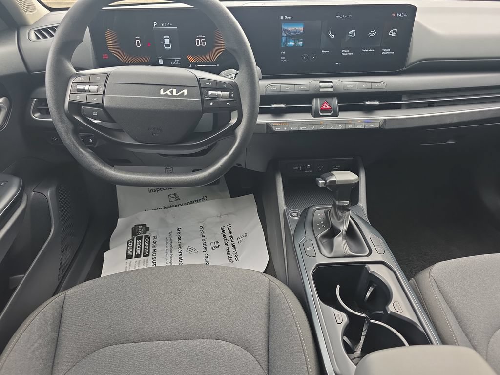 Used 2025 Kia K4 FWD image 18