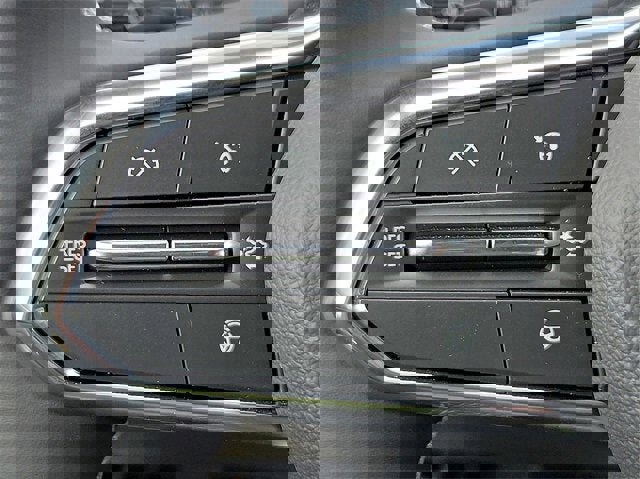 New 2025 Chevrolet Equinox EV LT w/ Active Safety Package 3 image 21