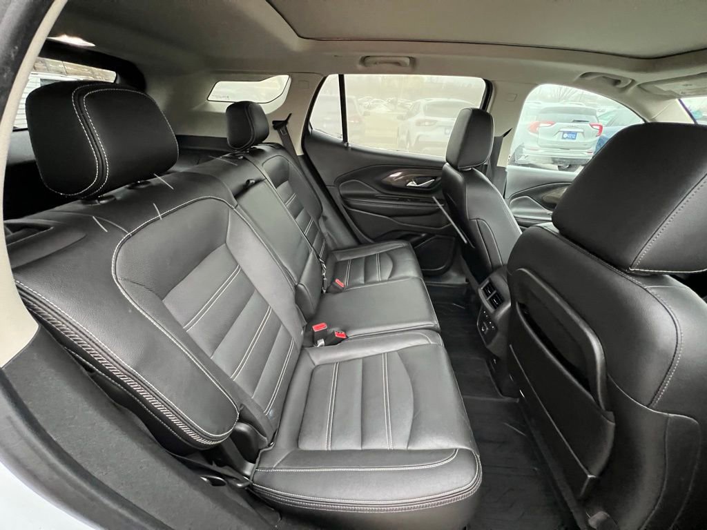 Used 2022 GMC Terrain Denali w/ Denali Premium Package image 25
