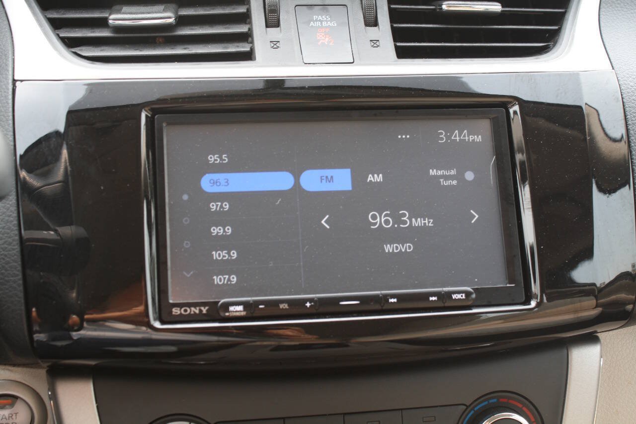 Used 2015 Nissan Sentra SV w/ Cold Weather Package FWD image 8